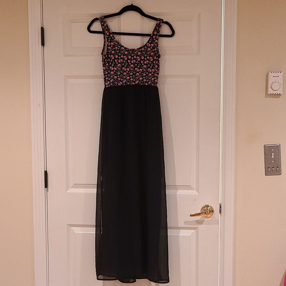 Divided Black Colorful Floral Layered maxi dress Size 6